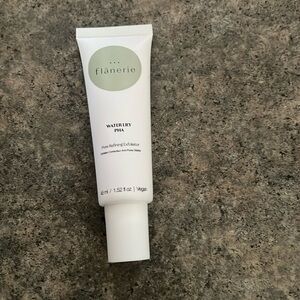 Flânerie pore refining exfoliator new